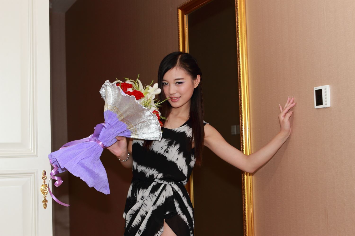 林子颜.2013.08.08(N1) 希威社国模写真